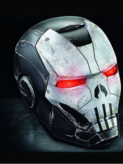 Marvel Legends - Punisher War Machine Electronic Helmet 