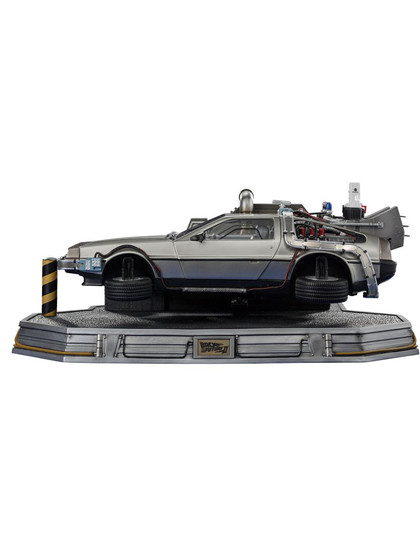 Back to the Future II - DeLorean Art Scale