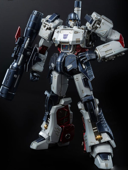 Transformers - Megatron (Comic Book Edition) MDLX