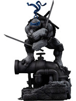 Teenage Mutant Ninja Turtles - Leonardo Black and White Variant Art Scale Statue