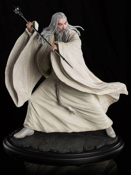 Hobbit - Saruman the White at Dol Guldur Statue - 1/6