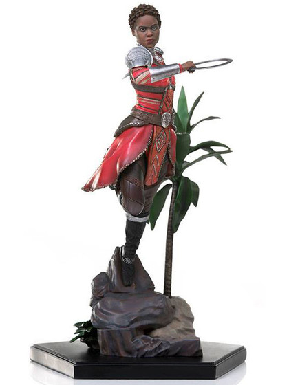 Black Panther - Nakia Battle Diorama Statue