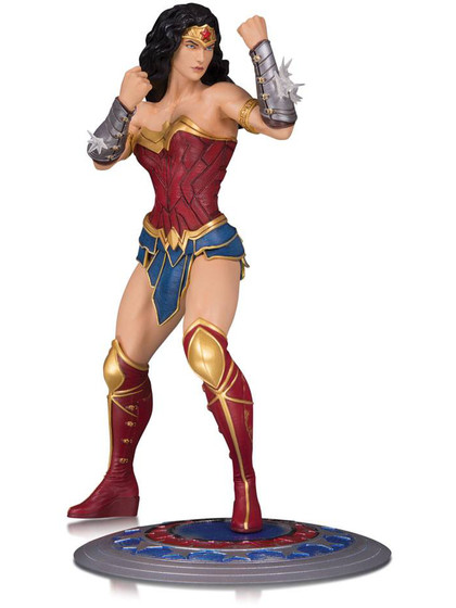 DC Core - Wonder Woman Statue