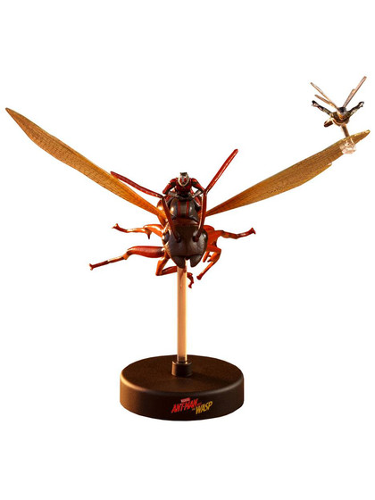 Ant-Man on Flying Ant and the Wasp MMS Compact Series Diorama