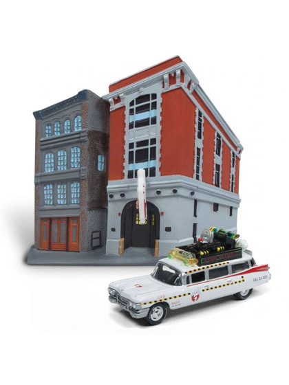 Ghostbusters - 1959 Cadillac Ecto-1 & Firehouse Diorama Set - 1/64 