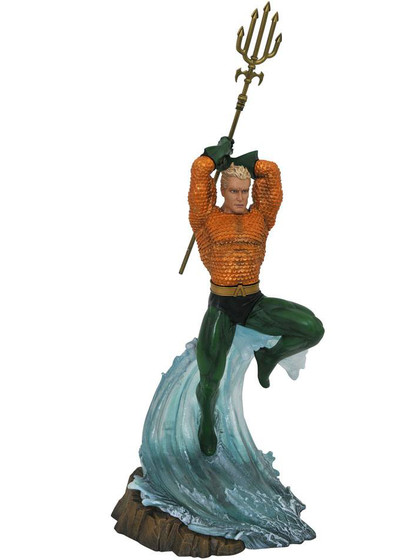 DC Gallery - Aquaman Statue