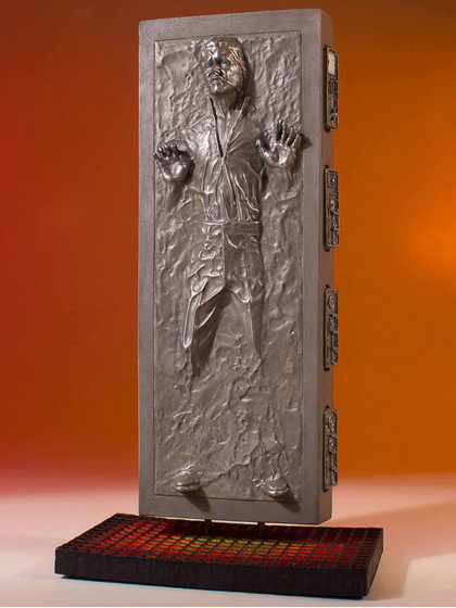 Star Wars  - Han Solo in Carbonite Collectors Gallery Statue - 1/8