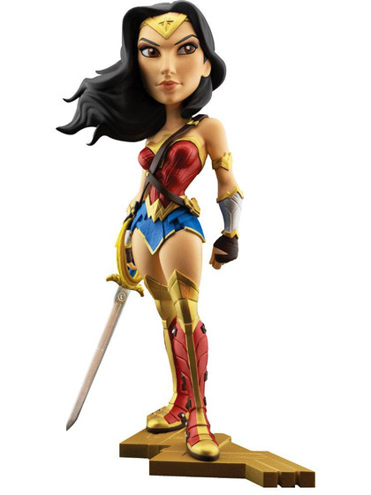 DC Comics - Gal Gadot as Wonder Woman Vinyl Figure