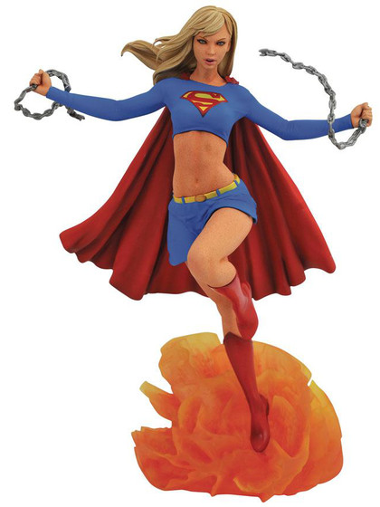 DC Comic Gallery - Supergirl Statue - 25 cm