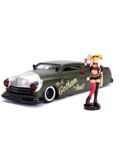  DC Bombshells - 1951 Mercury with Harley Quinn Figure - 1/24 