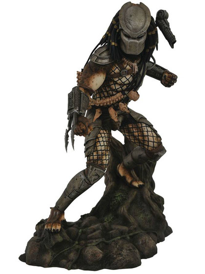 Predator Movie Gallery - Jungle Predator Statue