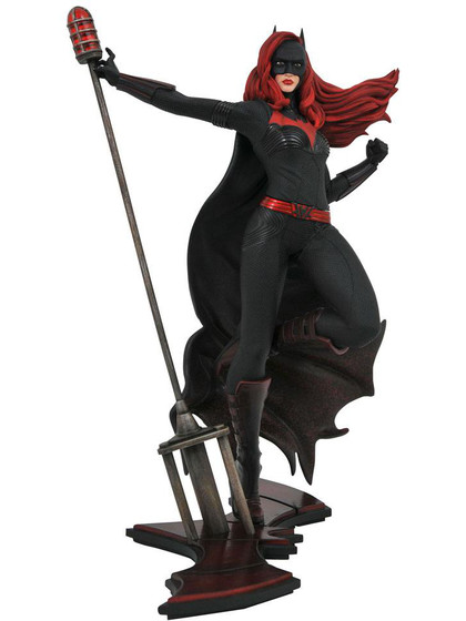 DC TV Gallery - Batwoman PVC Statue