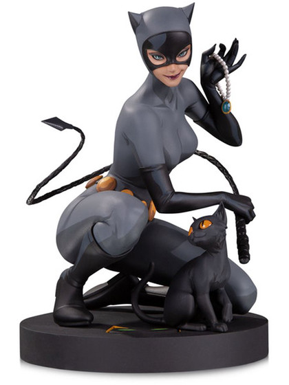 DC Designer Series - Catwoman by Stanley Lau
