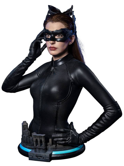 Batman: The Dark Knight Rises - Selina Kyle Life-Size Bust