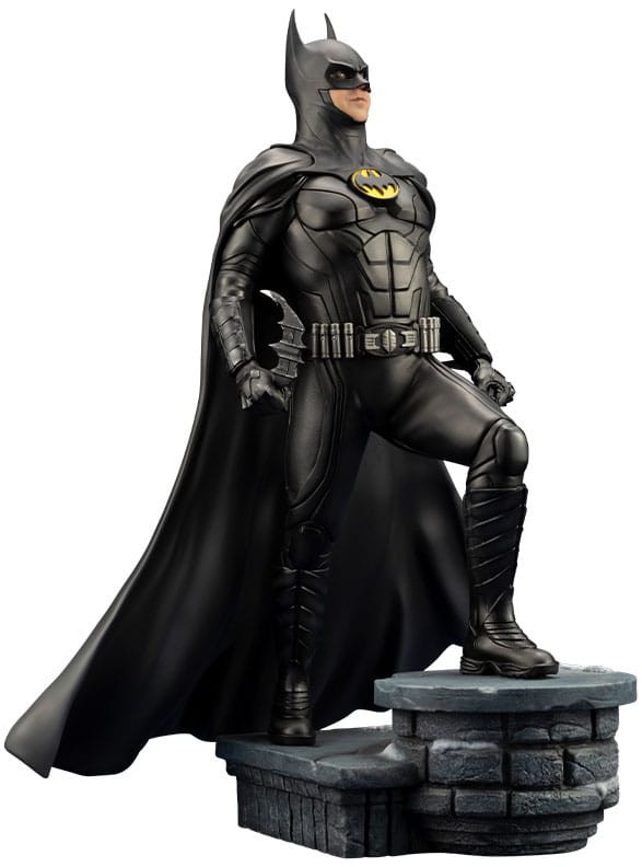 Läs mer om DC Comics - The Flash Movie Batman ARTFX Statue - 1/6
